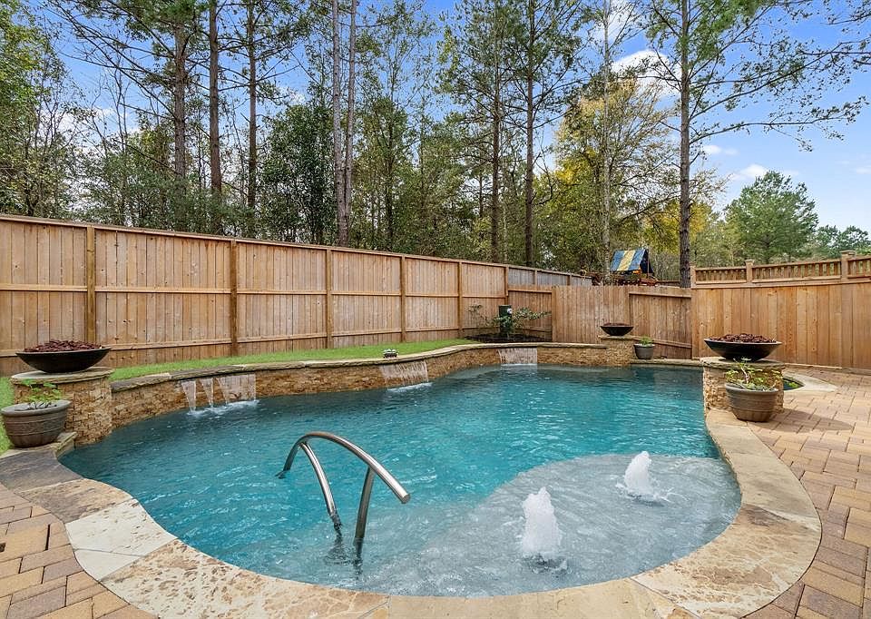 1st image of 107 Sunrise Haven Dr
