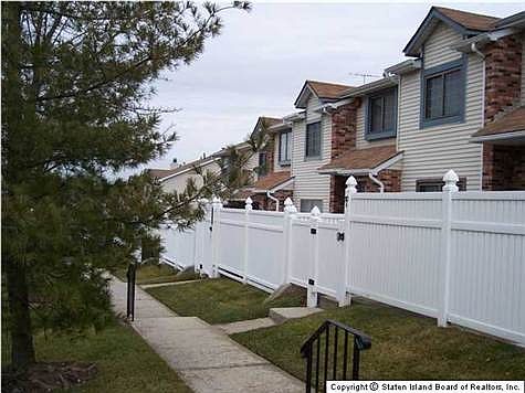 1st image of 68A Lovell Ave
