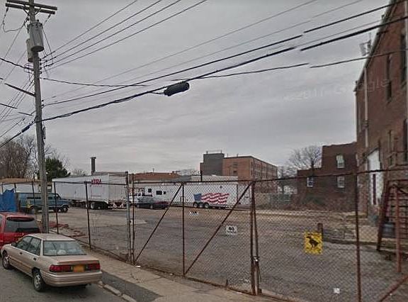 5th image of 1390 Richmond Terrace