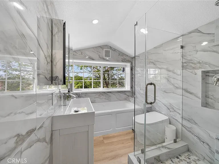 5929 Weaver Ln — Photo 13