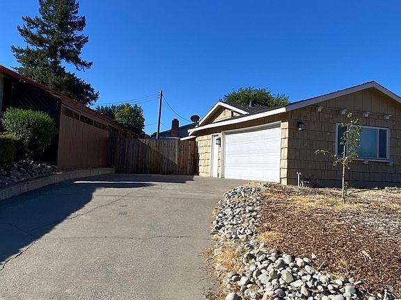 2nd image of 5542 Saint Charles Dr