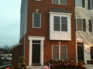 25422 S Riding Blvd, Chantilly, VA 20152