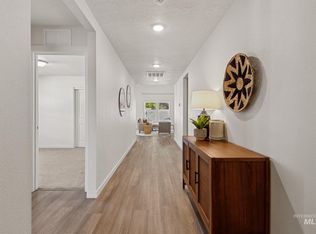 12456 Varga St, Caldwell, ID 83607