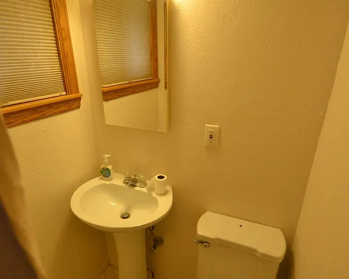 613 Erie Rd — Photo 15