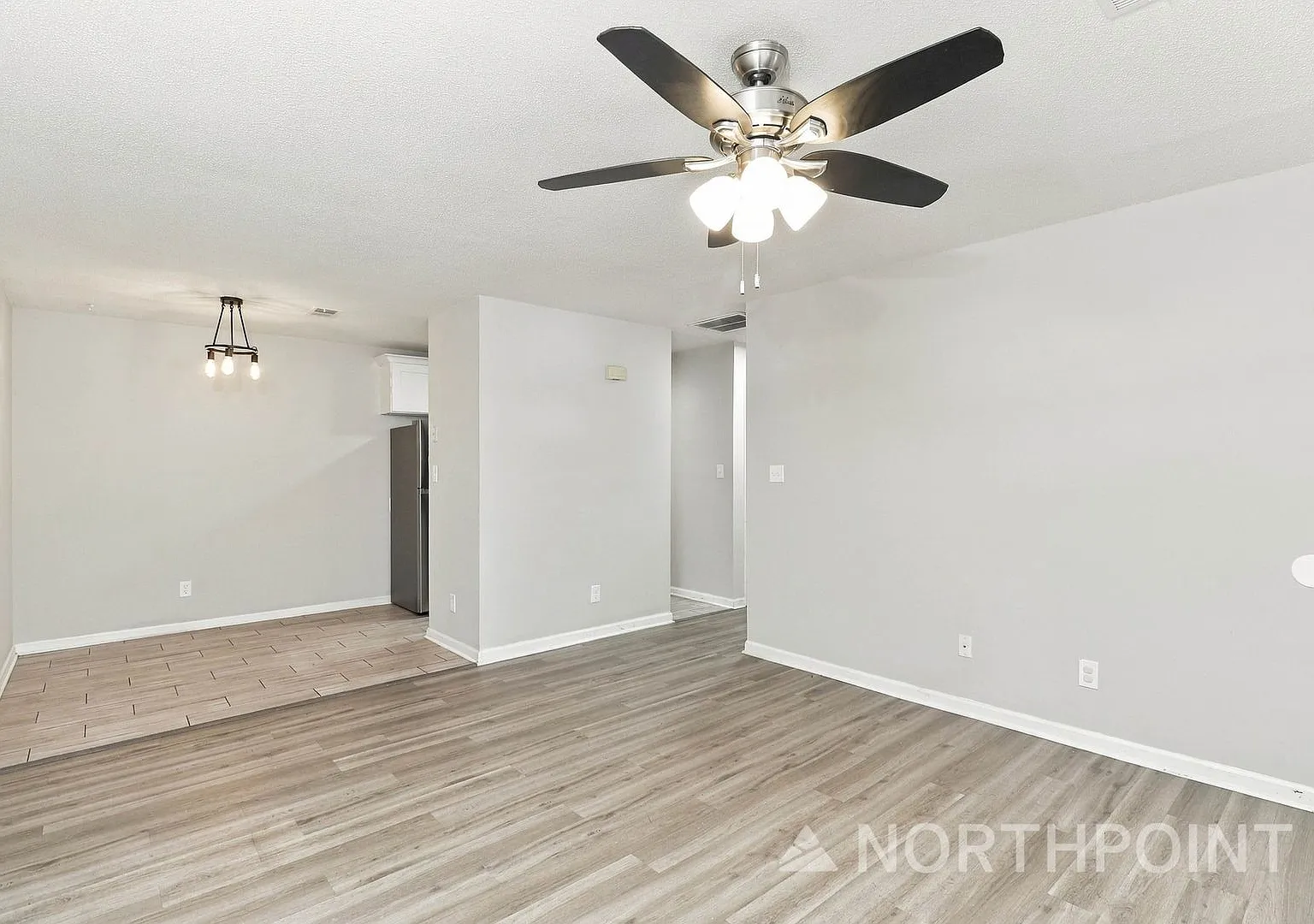 Move-in Special! 1/2 Off First Month! Newly Renovated Unit | 2 BR/1BA | Chandler Estates in Rock ... — Photo 1