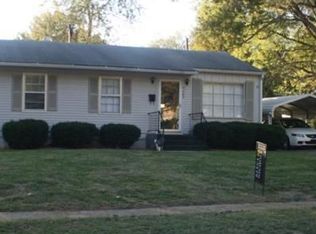 9404 Lewis Ave, Kansas City, MO 64138