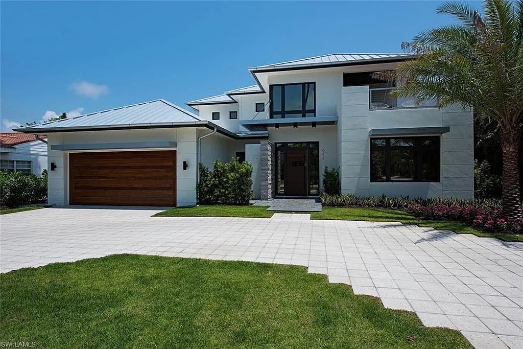 4 bed, 3.5 bath, 3562 sqft, $47,250 — Photo 2