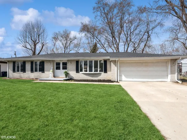 2906 Bryant St, Portage, IN 46368