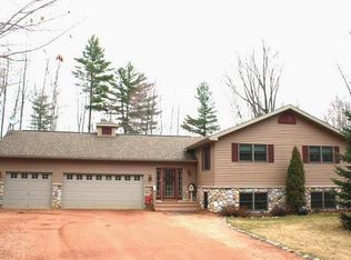 2658 Pickerel Point Ln, Eagle River, WI 54521
