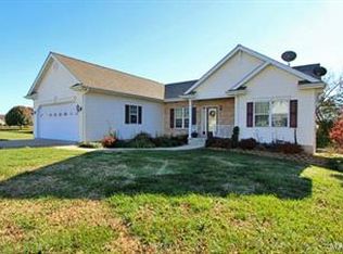 22 Grizzly Dr, Farmington, MO 63640