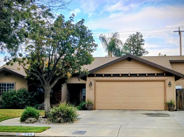 235 Mark Twain Avenue, Tulare, CA 93274
