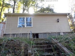 2020 Frank Hill Dr, Charleston, WV 25387