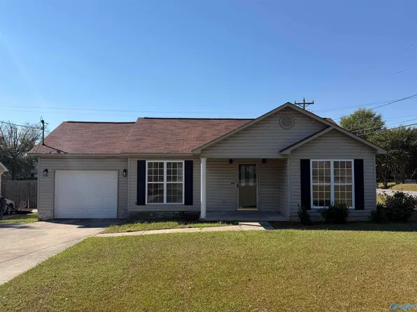 1401 Elizabeth Dr SW, Hartselle, AL 35640