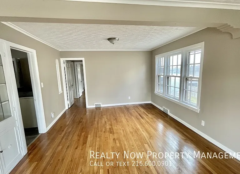 3638 Lindholm Rd #UP — Photo 4
