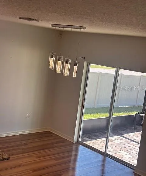 32762 Pez Landing Ln — Photo 4