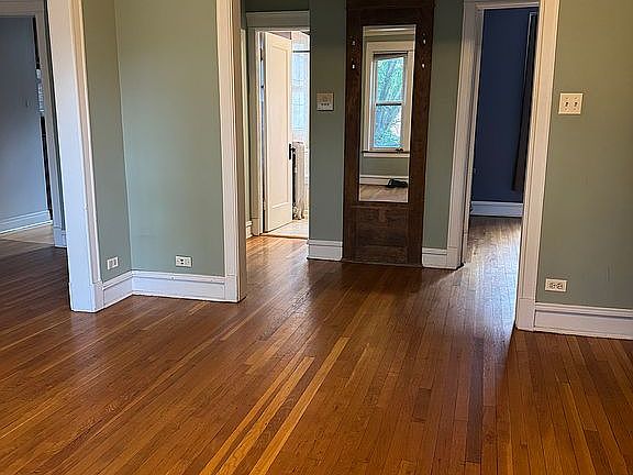 5th image of 4354 N Wolcott Ave APT 2