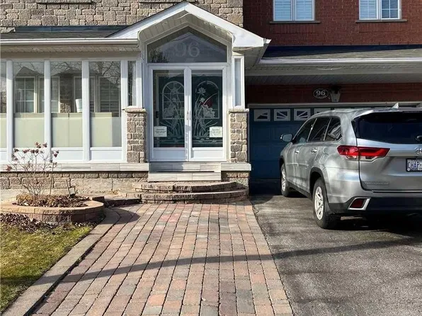 96 Mynden Way, Newmarket, ON L3X 3B1
