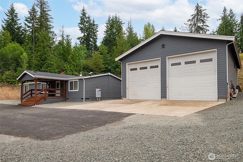 4th image of 25918 158th Street Ct E