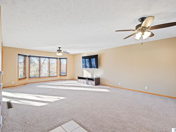 4th image of 5120 N 135th Ave
