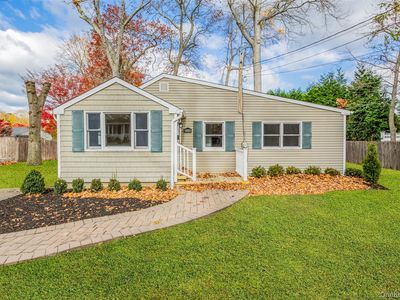 233 Cedar Street, Saint James, NY, 11780