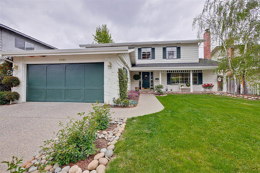 1st image of 1081 Sargent Dr