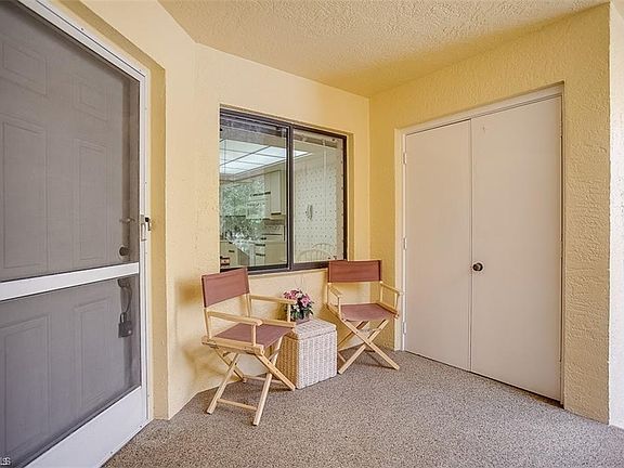 4th image of 586 Beachwalk Cir APT 202