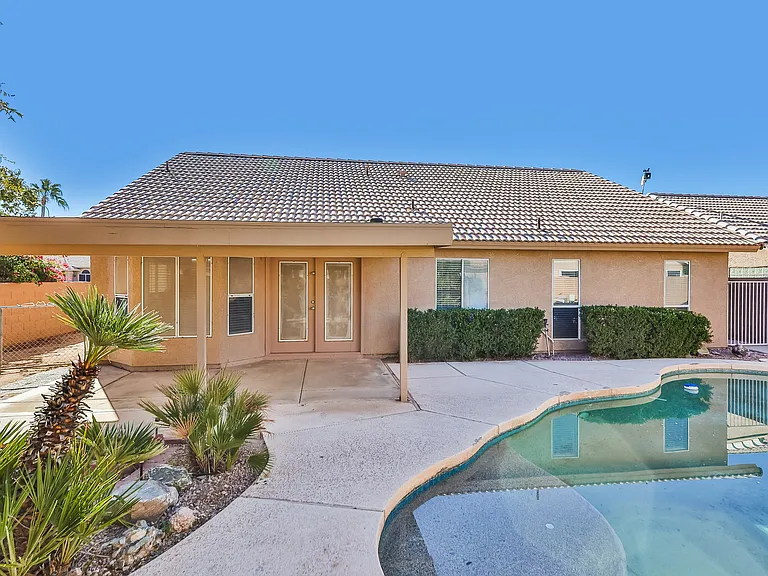 1442 W Orchid Ln — Photo 15