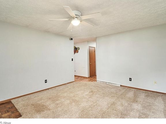 4th image of 30 Kirby Dr