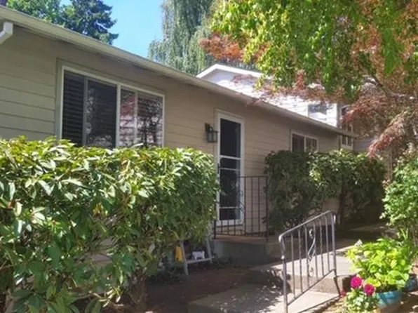 4135 SW View Point Ter, Portland, OR 97239