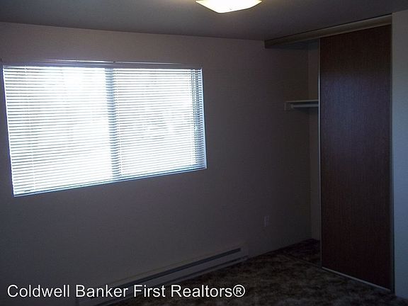 5th image of 950 E Sumach St APT 5
