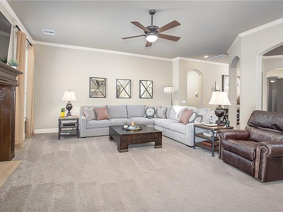 5th image of 15324 Colonia Bella Dr