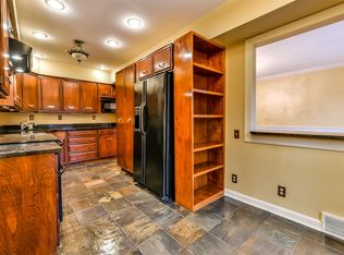 5623 5th Ave, Pittsburgh, PA 15232