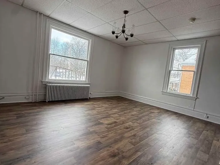 100 Magee Ave #2B — Photo 6