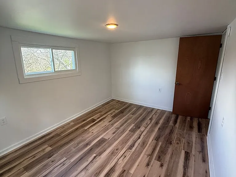 524 Short St — Photo 20