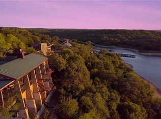 1011 Coventry Rd, Spicewood, TX 78669