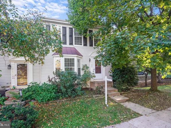 21098 Cornerpost Sq, Ashburn, VA 20147