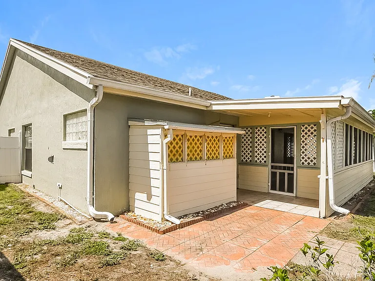 797 Minerva Ln — Photo 16