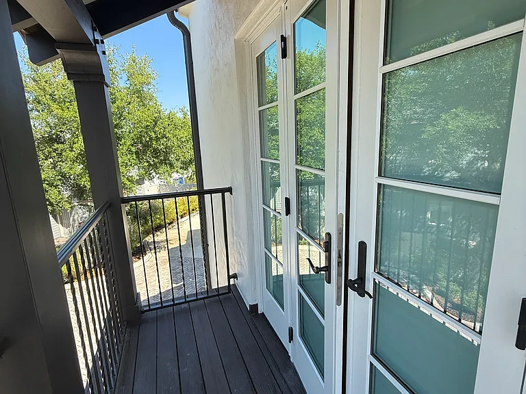 301 W Comstock Ave #2 — Photo 39
