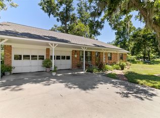 1971 Fm 522 Rd, West Columbia, TX 77486