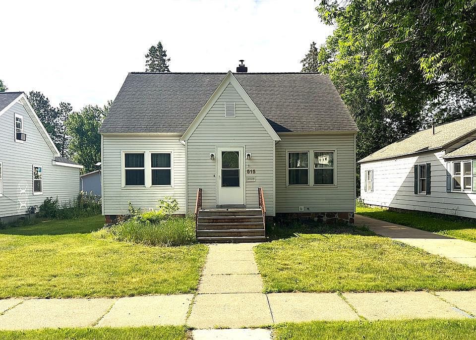 1st image of 515 Oak Street