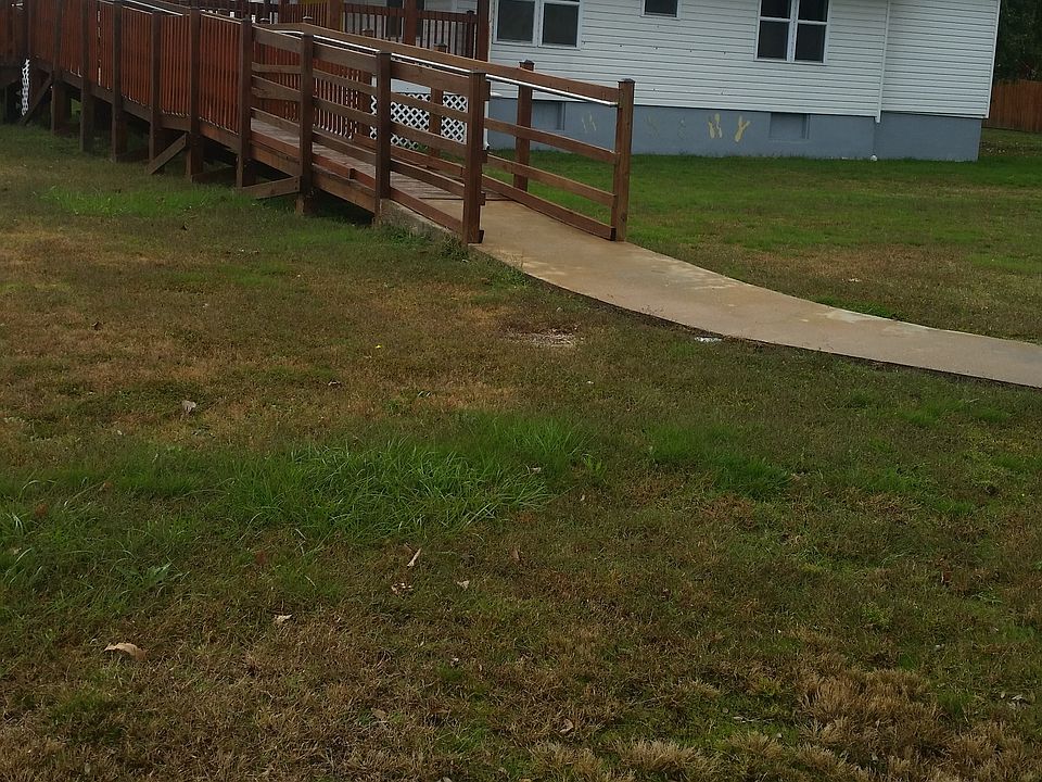 2nd image of 515 Pratt St