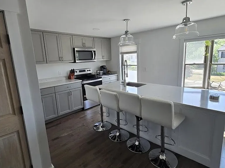 155 Echo Ave #10 — Photo 7