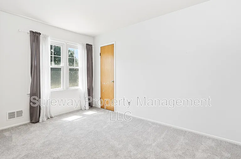 2 Albert E Bonacci Dr — Photo 14