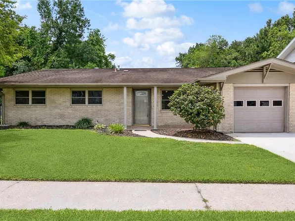 107 Church St, Belle Chasse, LA 70037