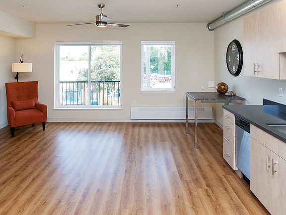4th image of 555 Pacific Ave APT 421