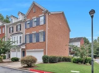 2954 Wintercrest Pl, Dunwoody, GA 30360