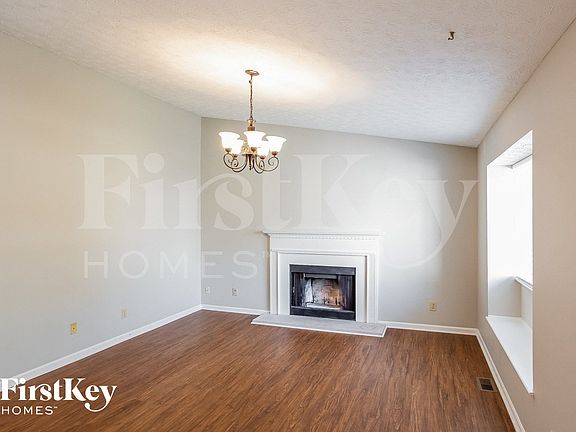 2nd image of 18608 Northridge Dr