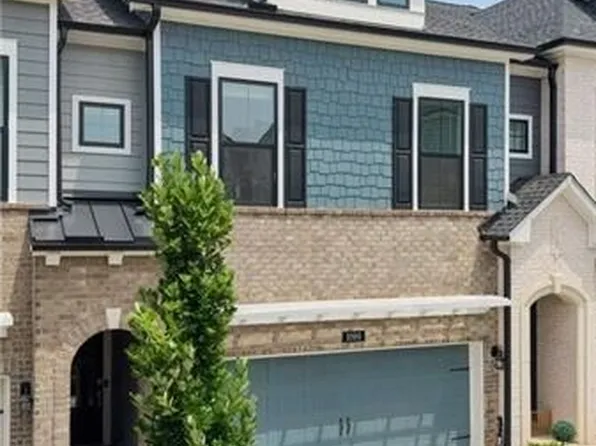 1090 Harper Cove Dr, Roswell, GA 30075
