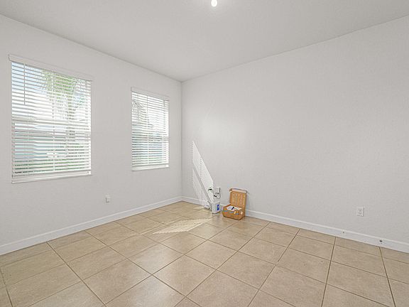 5th image of 7970 NW Greenbank Circle