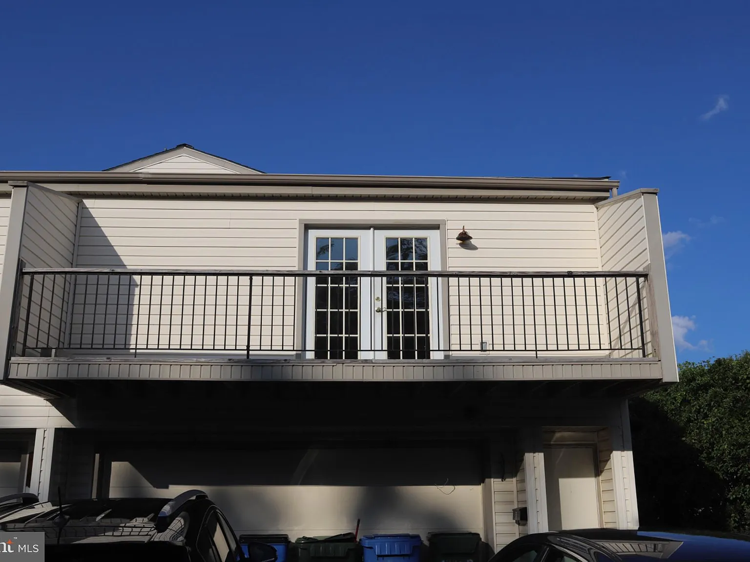Sunrise Condo — Photo 3